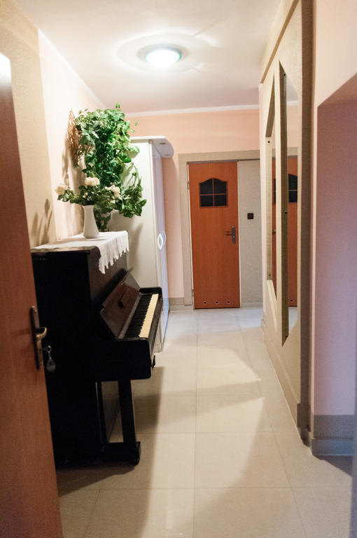 Uslugi Hotelarskie Las Vegas Międzyrzec Podlaski Dış mekan fotoğraf