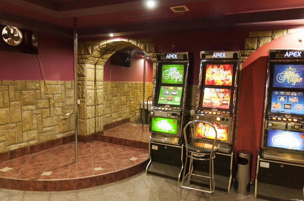 Uslugi Hotelarskie Las Vegas Międzyrzec Podlaski Dış mekan fotoğraf